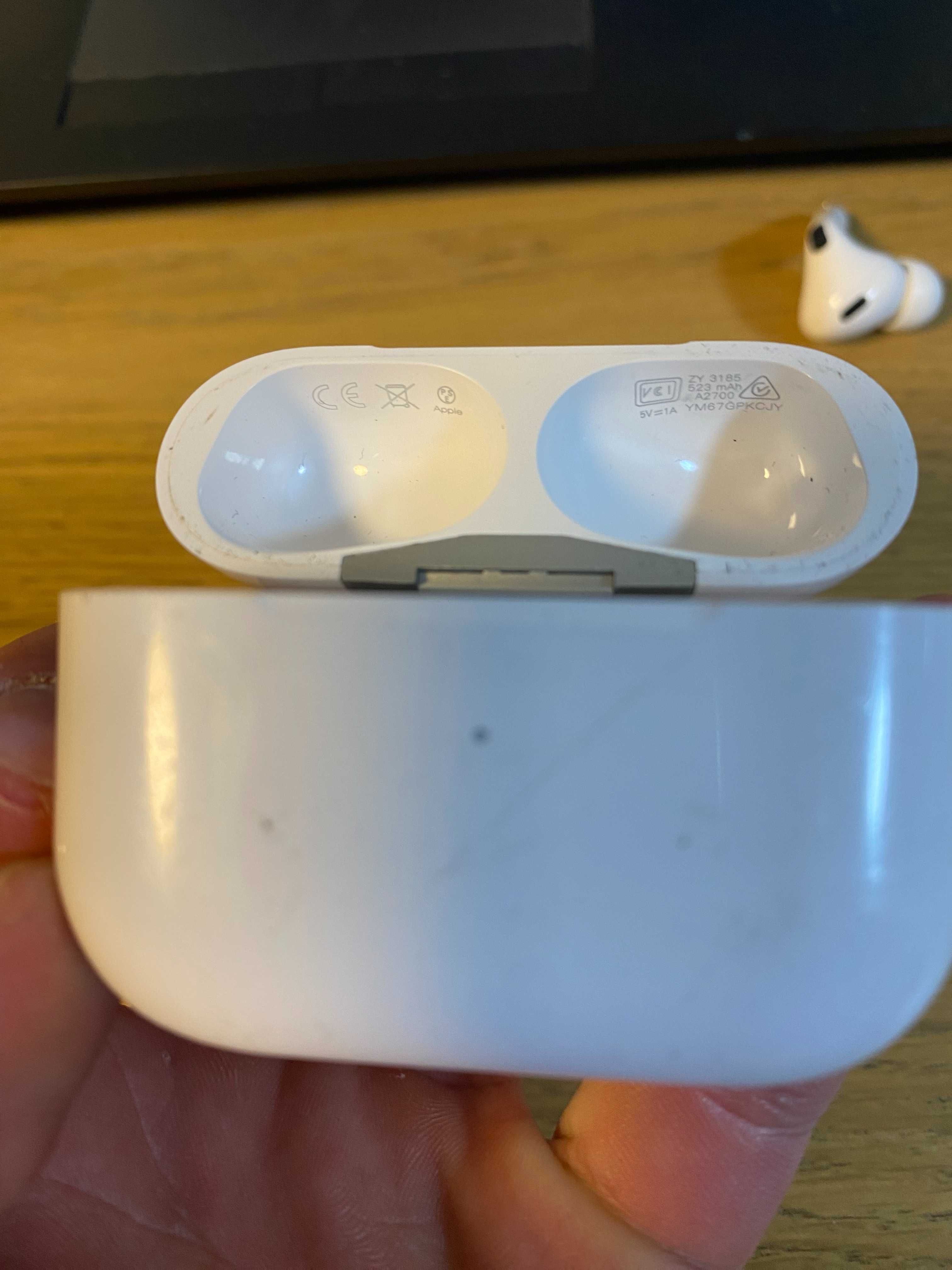 Слушалки Apple Airpods Pro (2nd Generation) - 2022