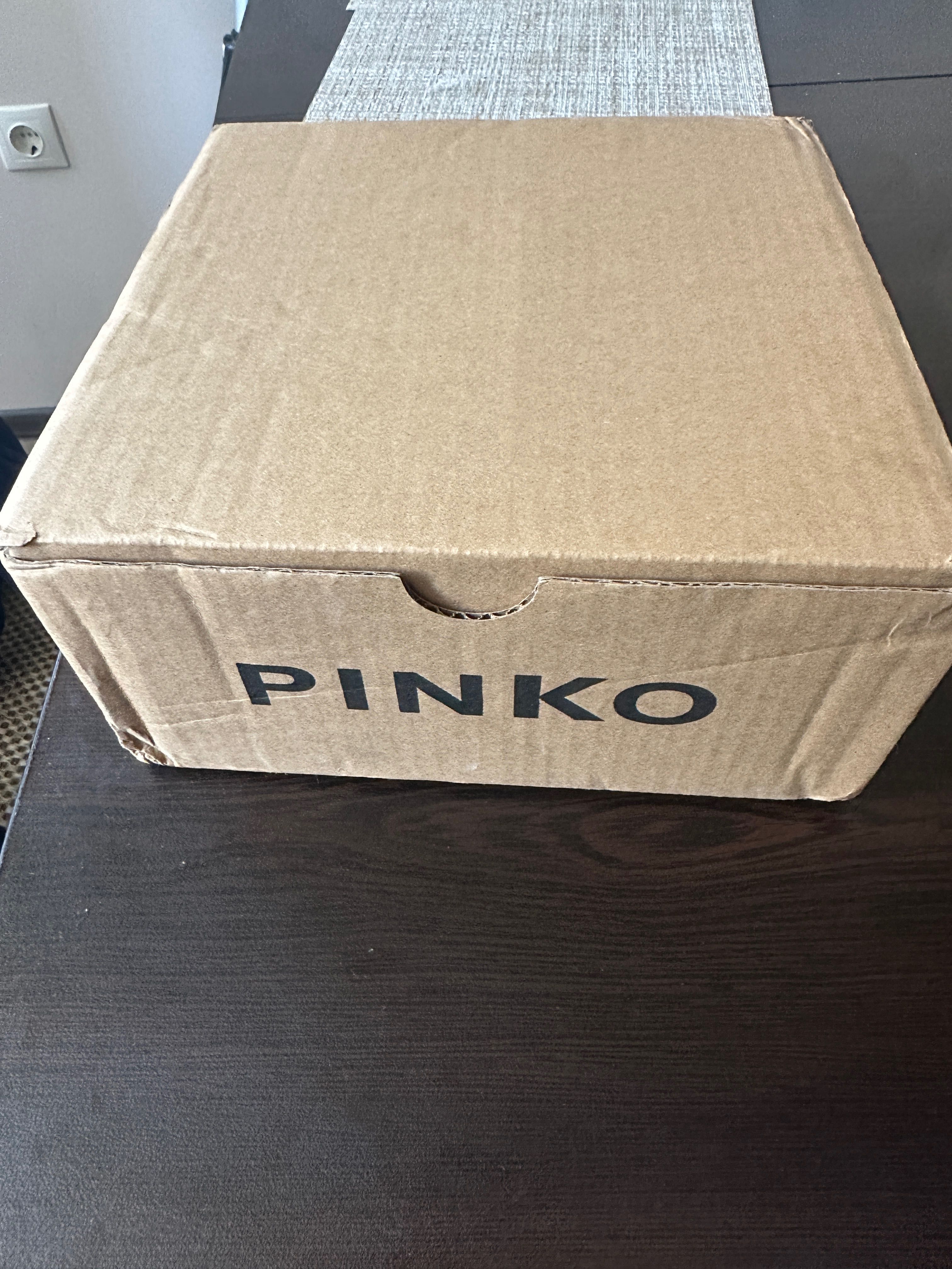 Чисто нова дамска чанта Pinko
