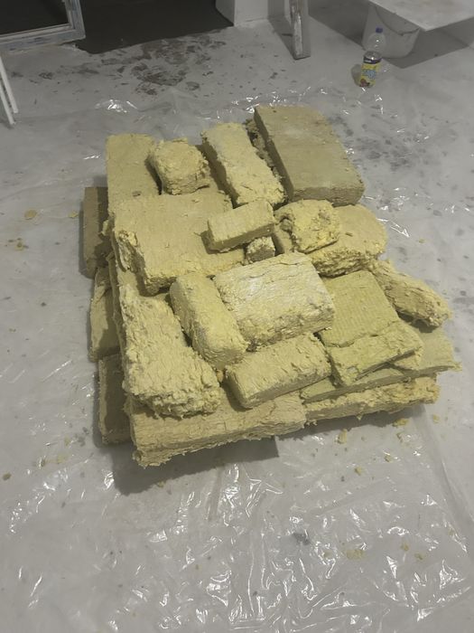 отдам даром всё в одни руки