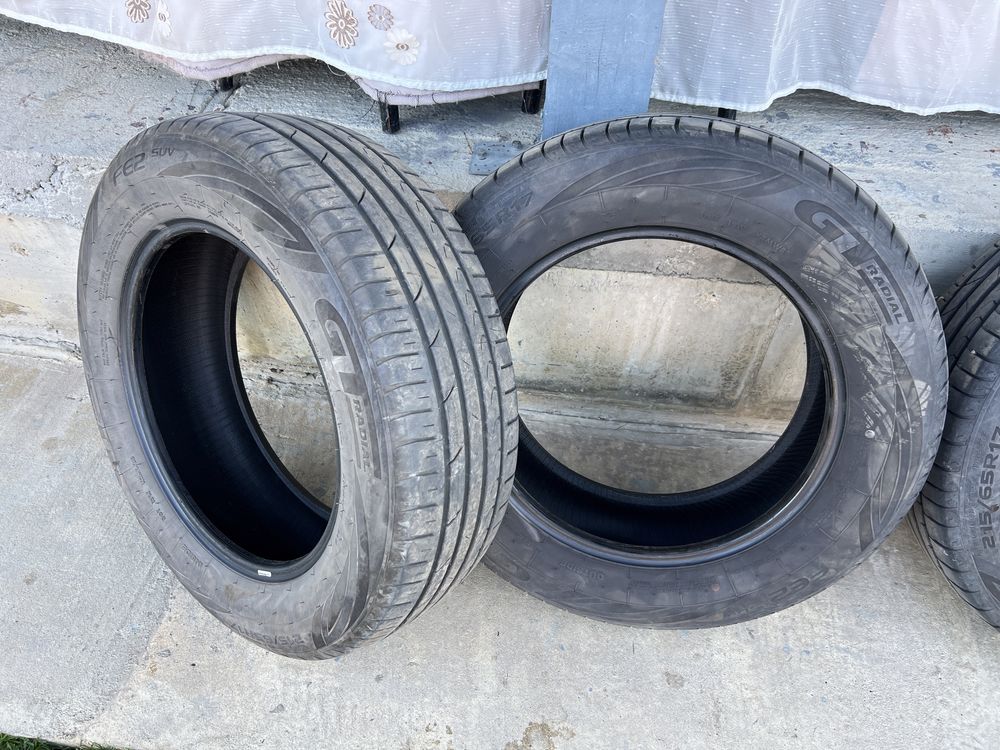 Anvelope Radial 215/65/17