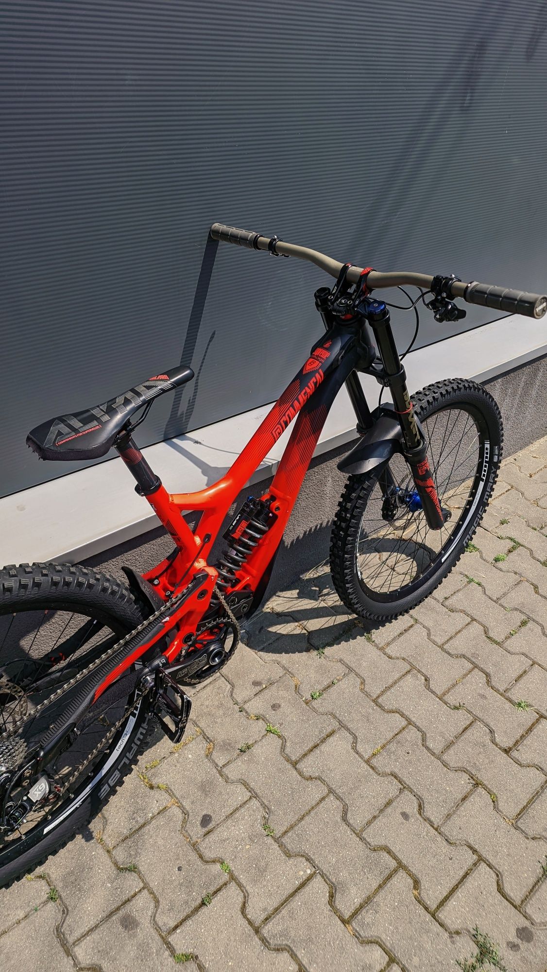 Downhill Commencal Supreme V4 27.5 - 2019