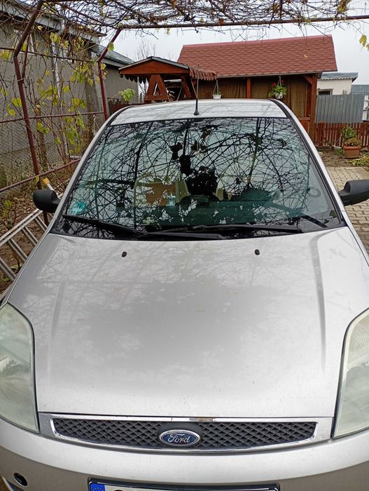 FORD FIESTA   ghia euro 4
