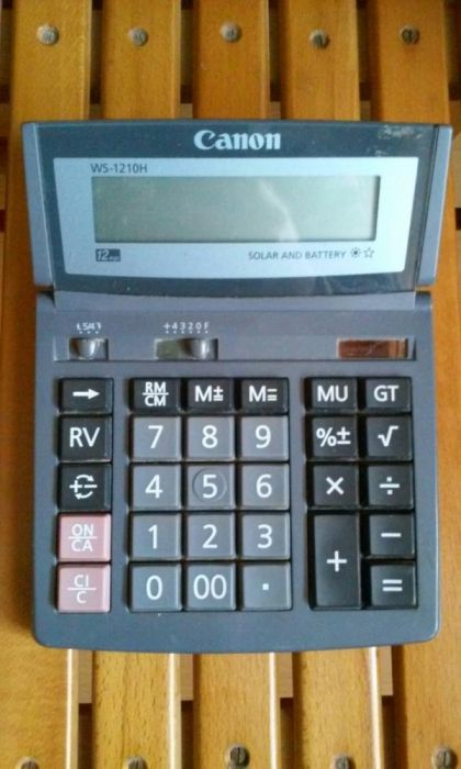 Calculator de birou Canon