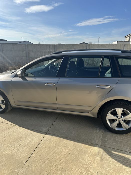 Usa stanga dreapta fata spate skoda octavia 3 break