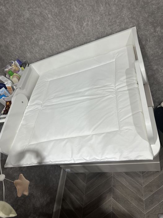 Доска пеленальная и матрасик для пеленания