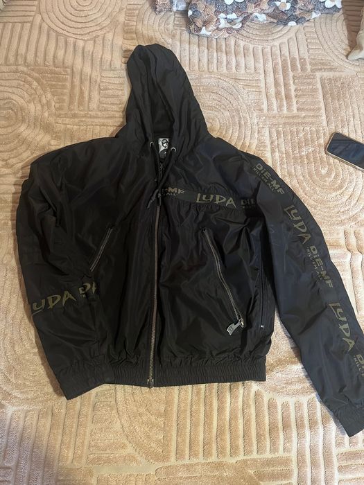 Ветровка на Luda