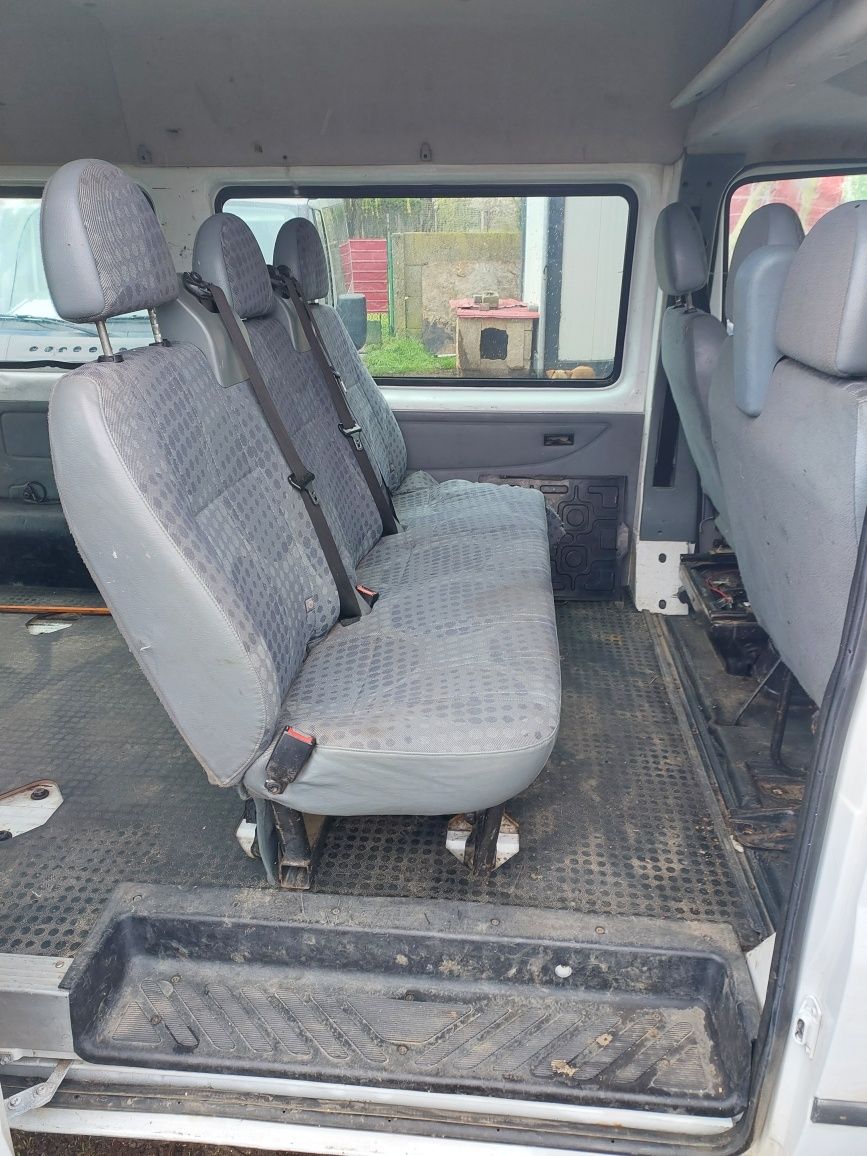 Vand ford transit 8+1