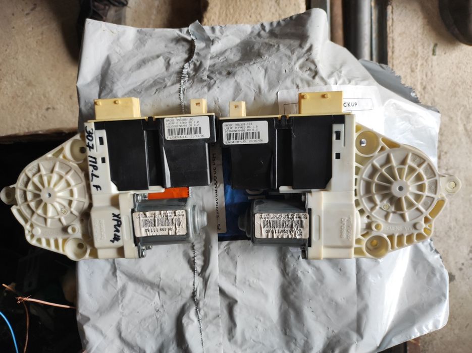 Машинки ел.стъкла и ел.огледала за Пежо-307(фейслифт)