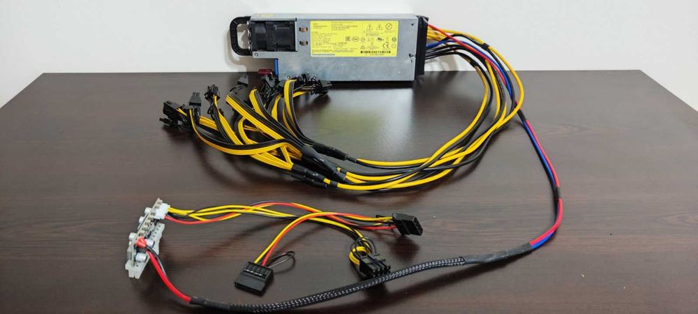 Продавам захранвания HP 1500W Platinum с 12 букси 6+2 пина
