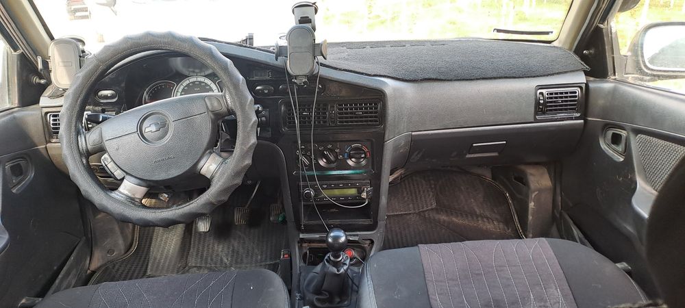 Neksi 1 sotila xolati yaxshi yurib turgan moshina