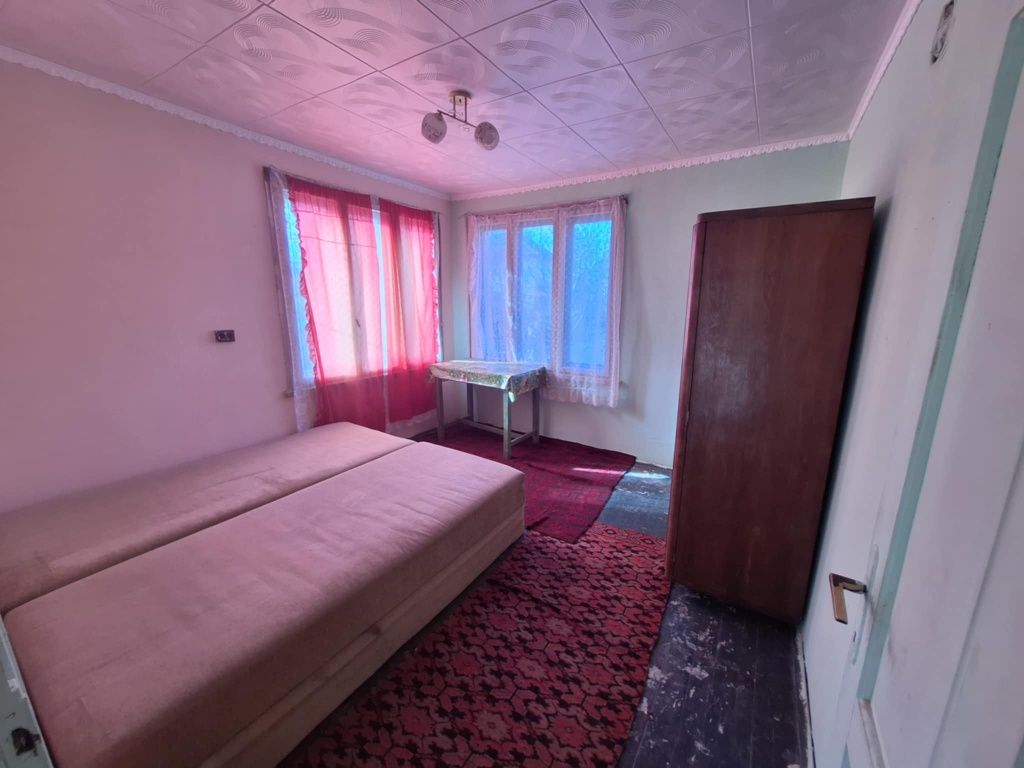 Продавам къща в село Градец