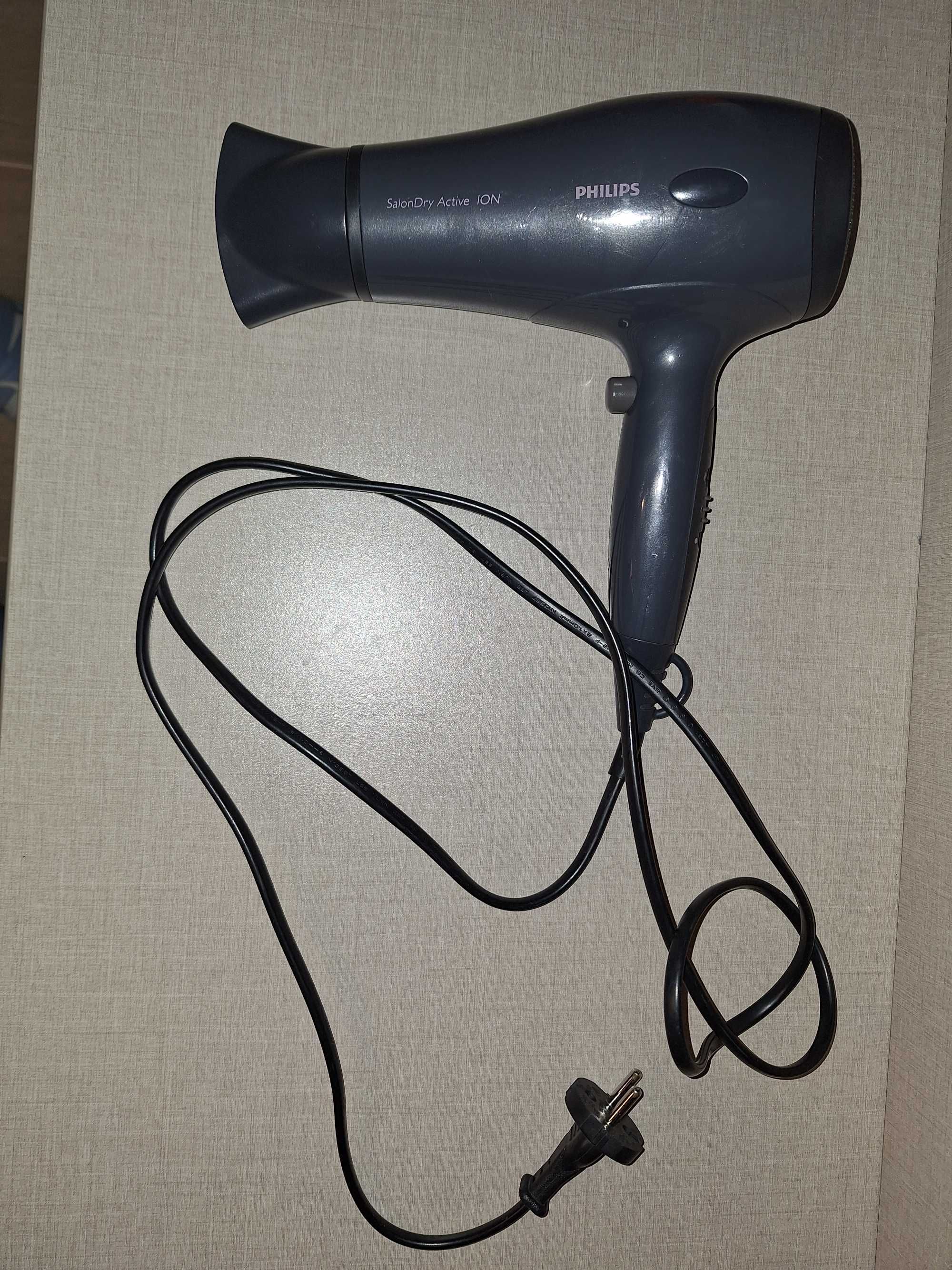 Сешоар Philips Salon Dry Active ION с приставка
