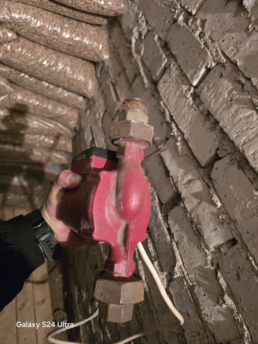 Циркулационна помпа Grundfos