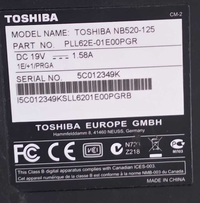 Laptop mini - Toshiba NB520-125 - functional,instalat