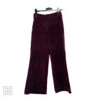 Pantaloni Velur & Other Stories