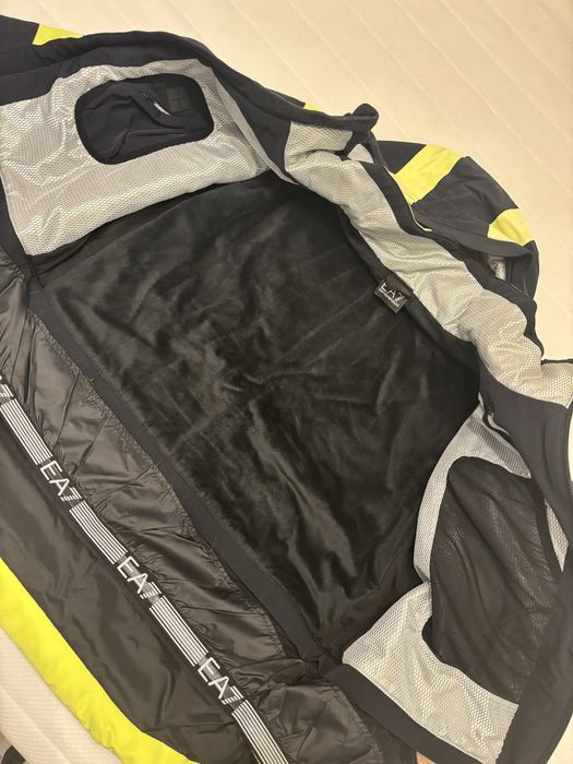 Ски яке Emporio Armani