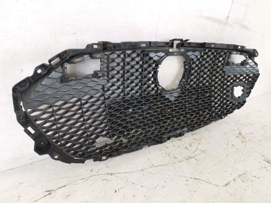 Grila Radiator Mazda  3 BP 2019 2020 2021 2022 Original Avariata