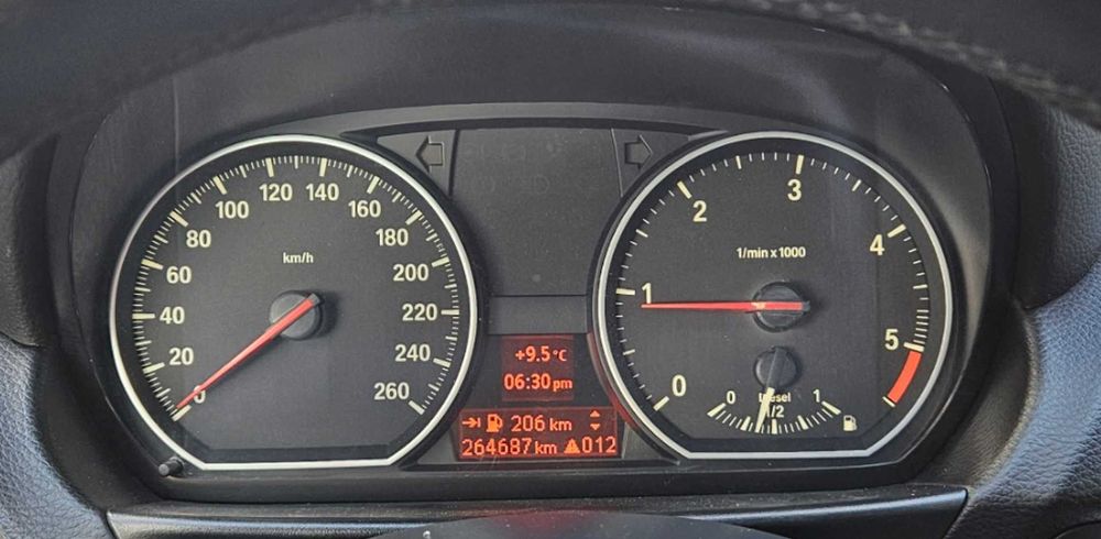 BMW Seria 1 e87 123d 2008 LCI 264k