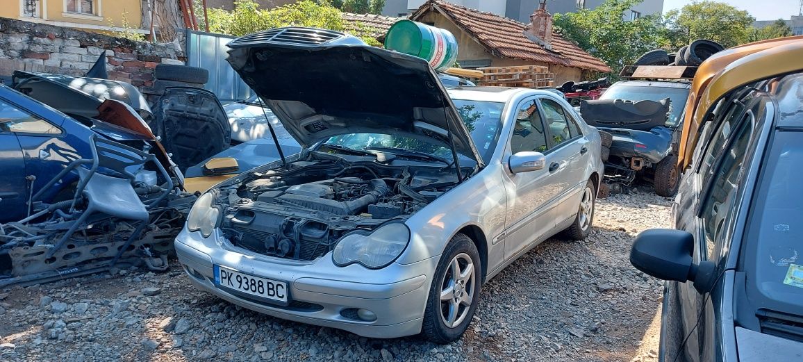 Mercedes c180 w203 на части