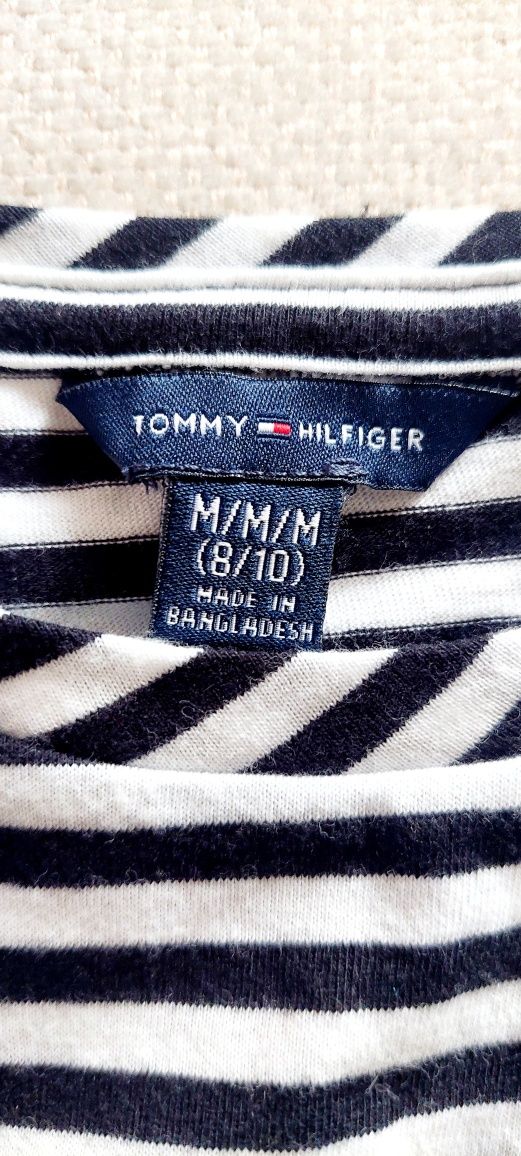TOMMY HILFIGER нова оригинална блуза пролет/лято 8-10 г, HM къси дънки