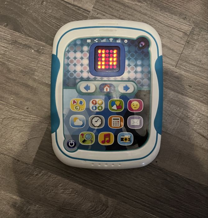 Jucarii pt copii-animale, carti, pian,tableta