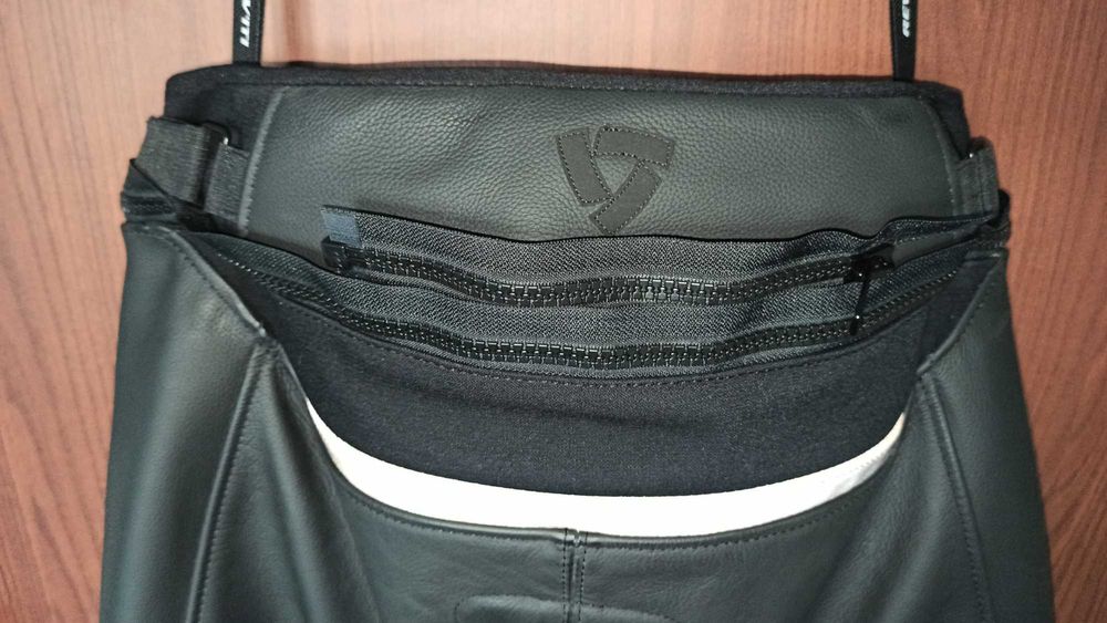 Продавам  Revit Ignition 4 H2O  Мото панталон