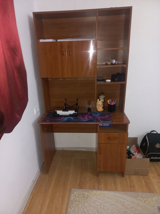 Компьютерный стол-шкаф