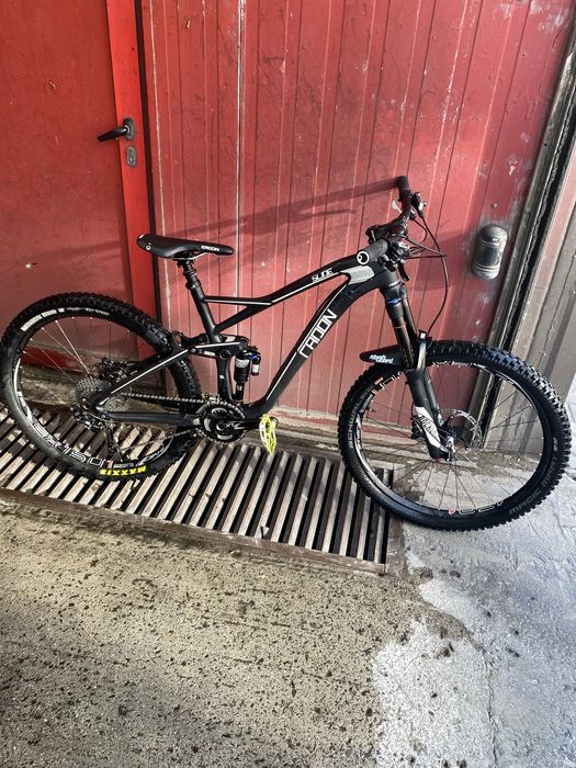 Radon slide carbon 160