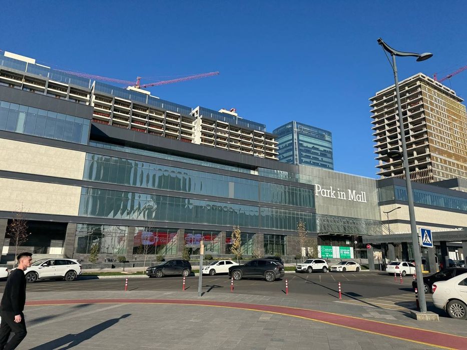 Срочно продаётся магазин в Ташкент Сити