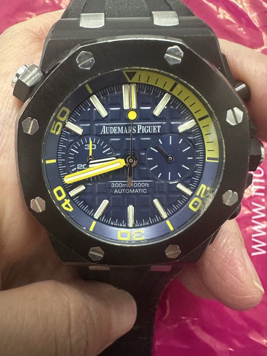 Часы Audemars Piguet Royal Oak Offshore Diver Chronograph