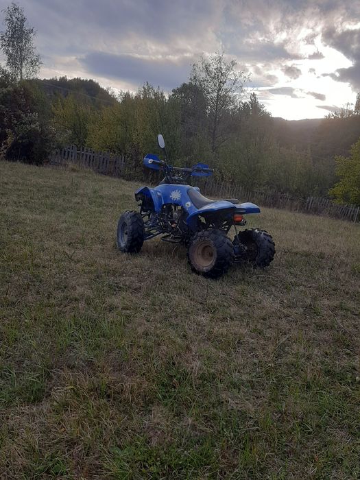 ..Vând ATV 125cc
