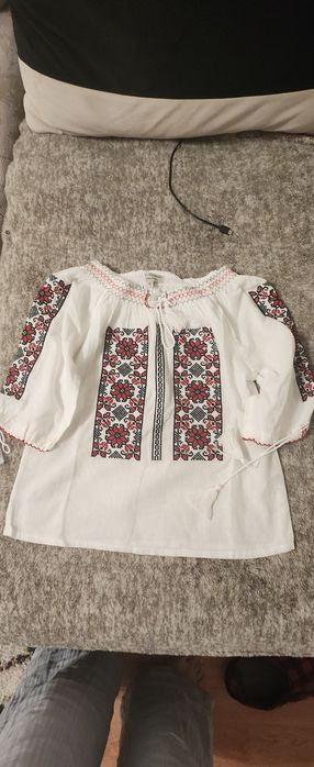 Camasa copiii ie tradițională