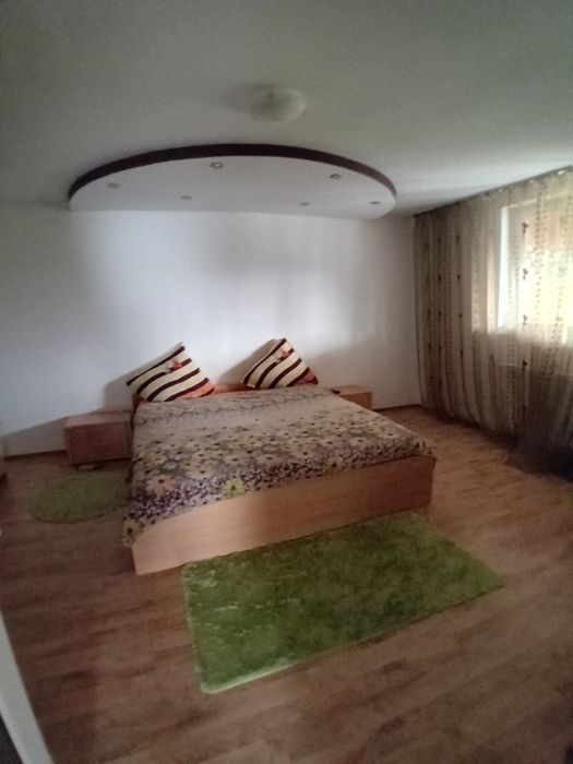 Casă de vânzare!