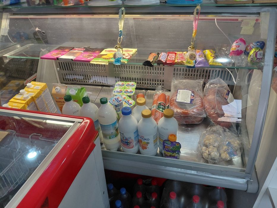 Продам витринные холодильник, морозильник б/у