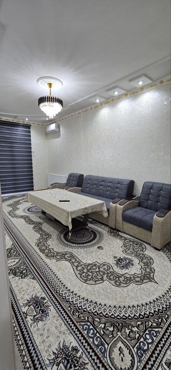Сдаётся 3х ком квартира на 5 этаже ,ор:Горгаз Цум