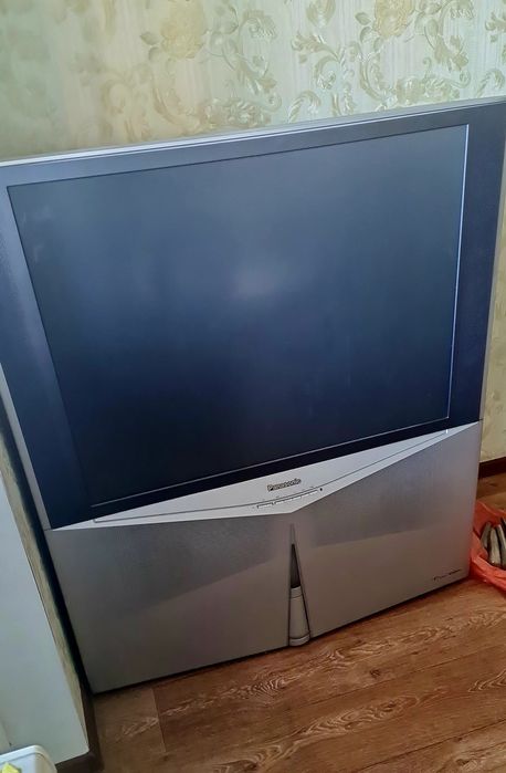 Продам телевизор