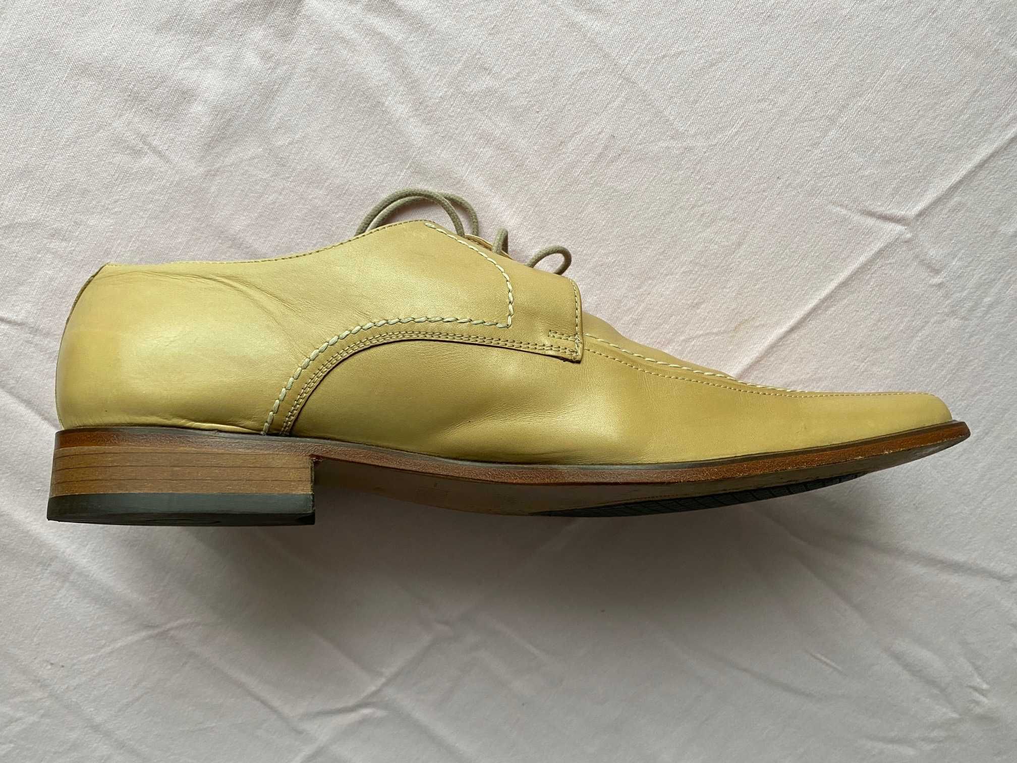 Pantofi crem/bej nr 46, piele, marca Dinasty