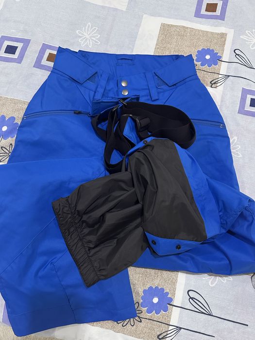 Vand pantaloni schi barbati