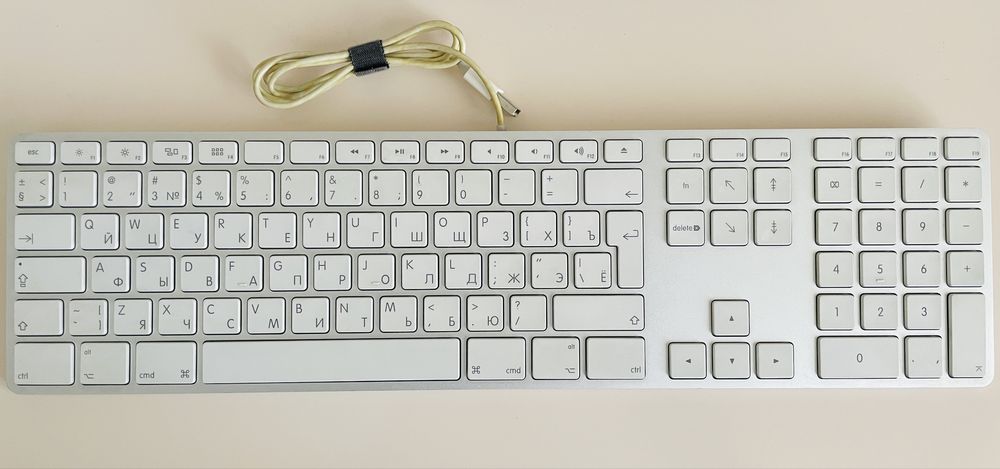 Клавиатура Apple проводная RUS/ENG