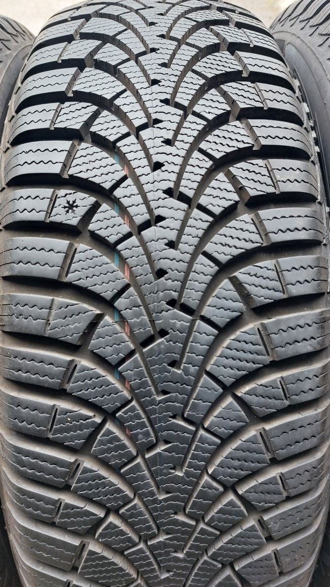 Зимни гуми 205/60/16 Goodyear Ultragrip 9+ 4 броя