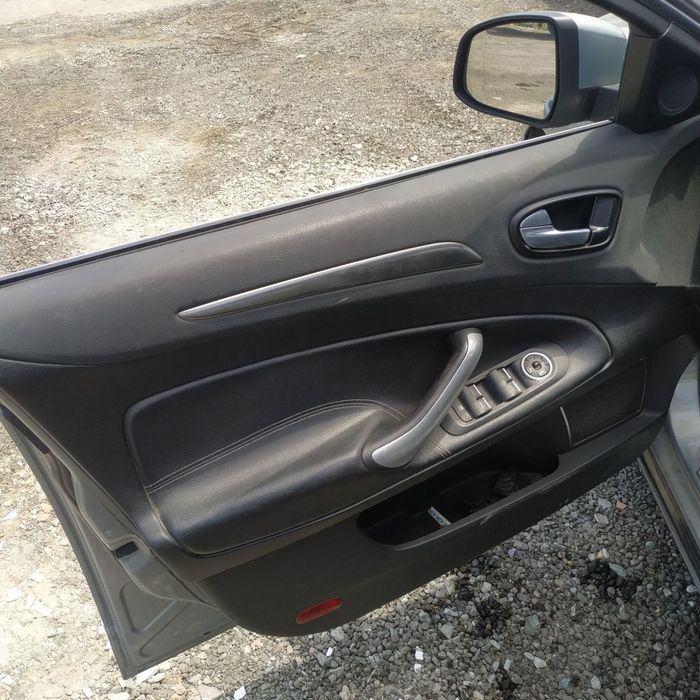 Dezmembrari  Ford MONDEO Mk 4  2007  > 0000 2.0 TDCi Motorina