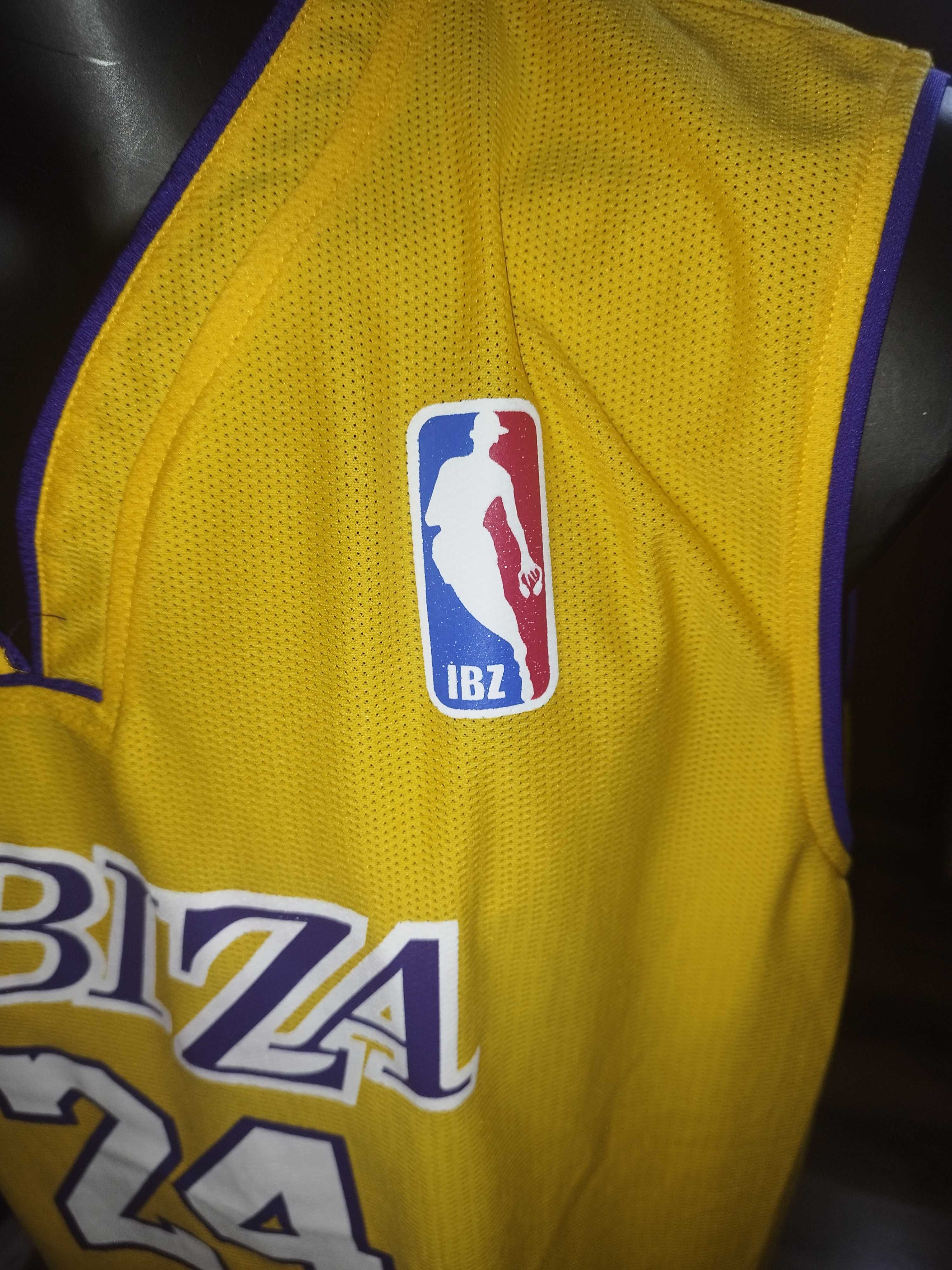 maiou basketball nba gen lakers ibiza #24 marimea XXL nou