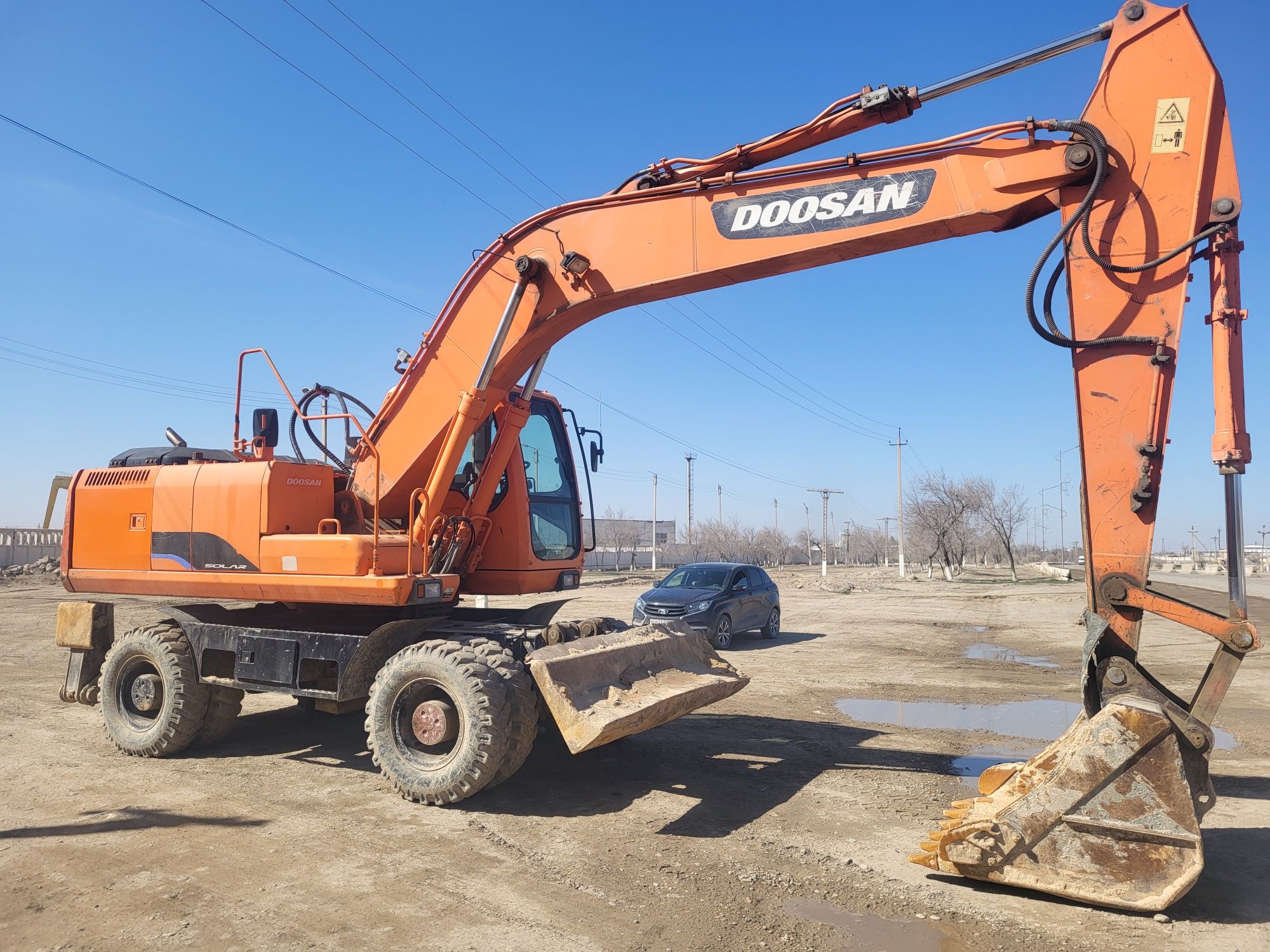 Doosan210 solar.