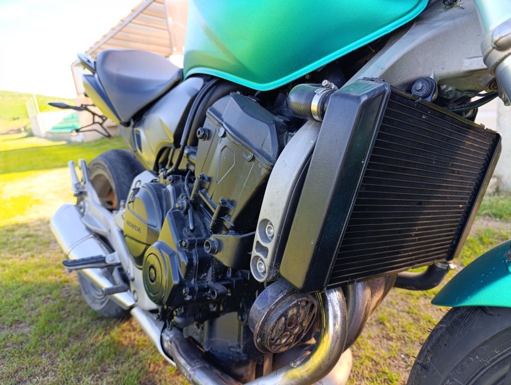 Honda Hornet  Хонда Хорнет
