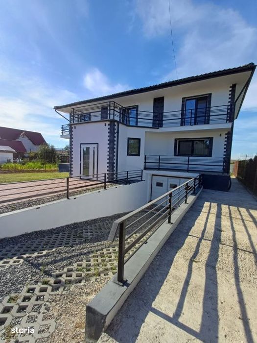 Urgent! Vanzare casa cu etaj, 262 mp. , Mihai Viteazu/Turda