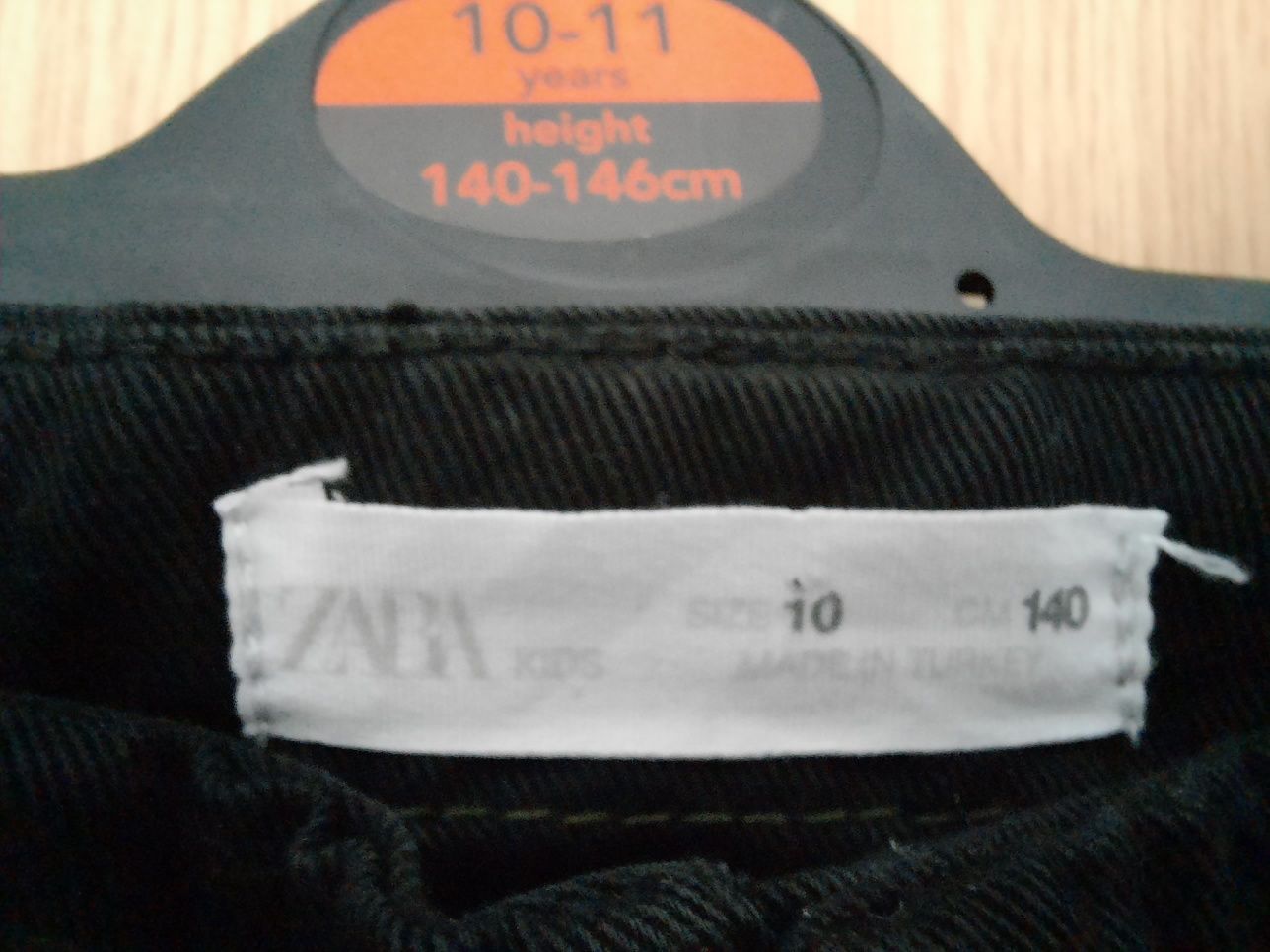 Pantaloni Zara lyocell noi 10 ani (140 cm)