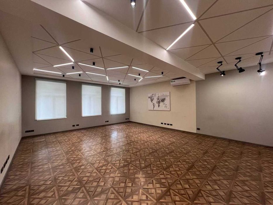 Аренда здания офис 1500 м²