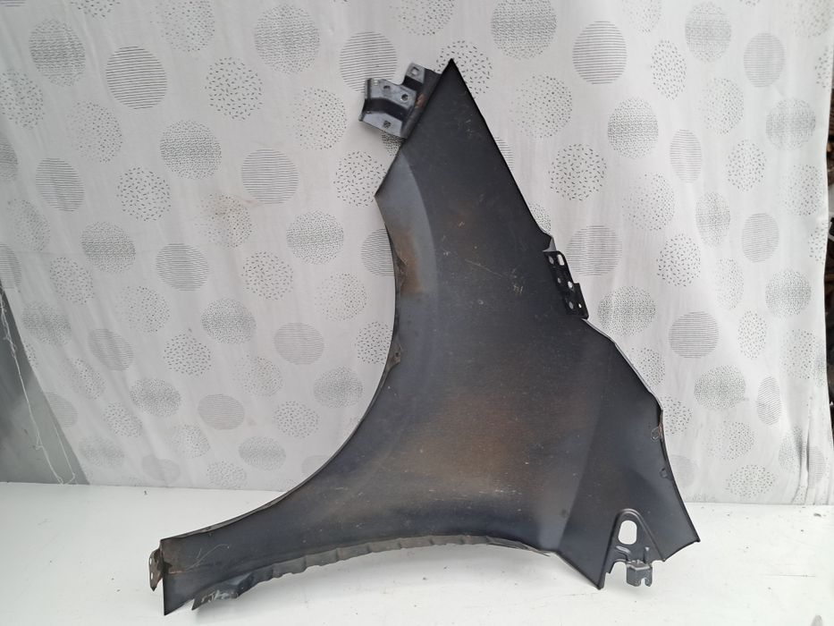 Калник  Nissan Micra Mk14