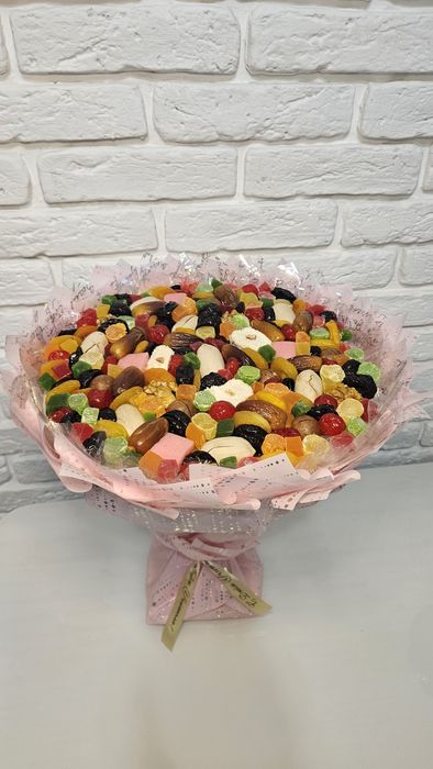 Подарок из сухофруктов