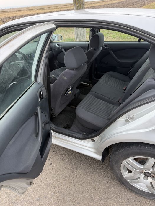 Vând Skoda Octavia 1 1.6 GPL